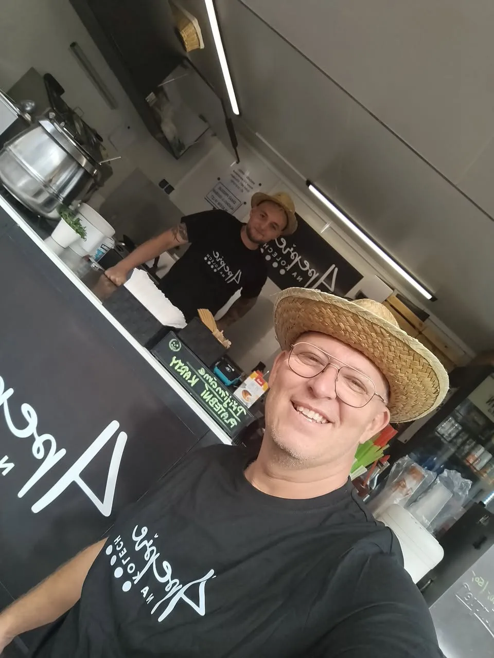Food truck - selfie ve foodtrucku
